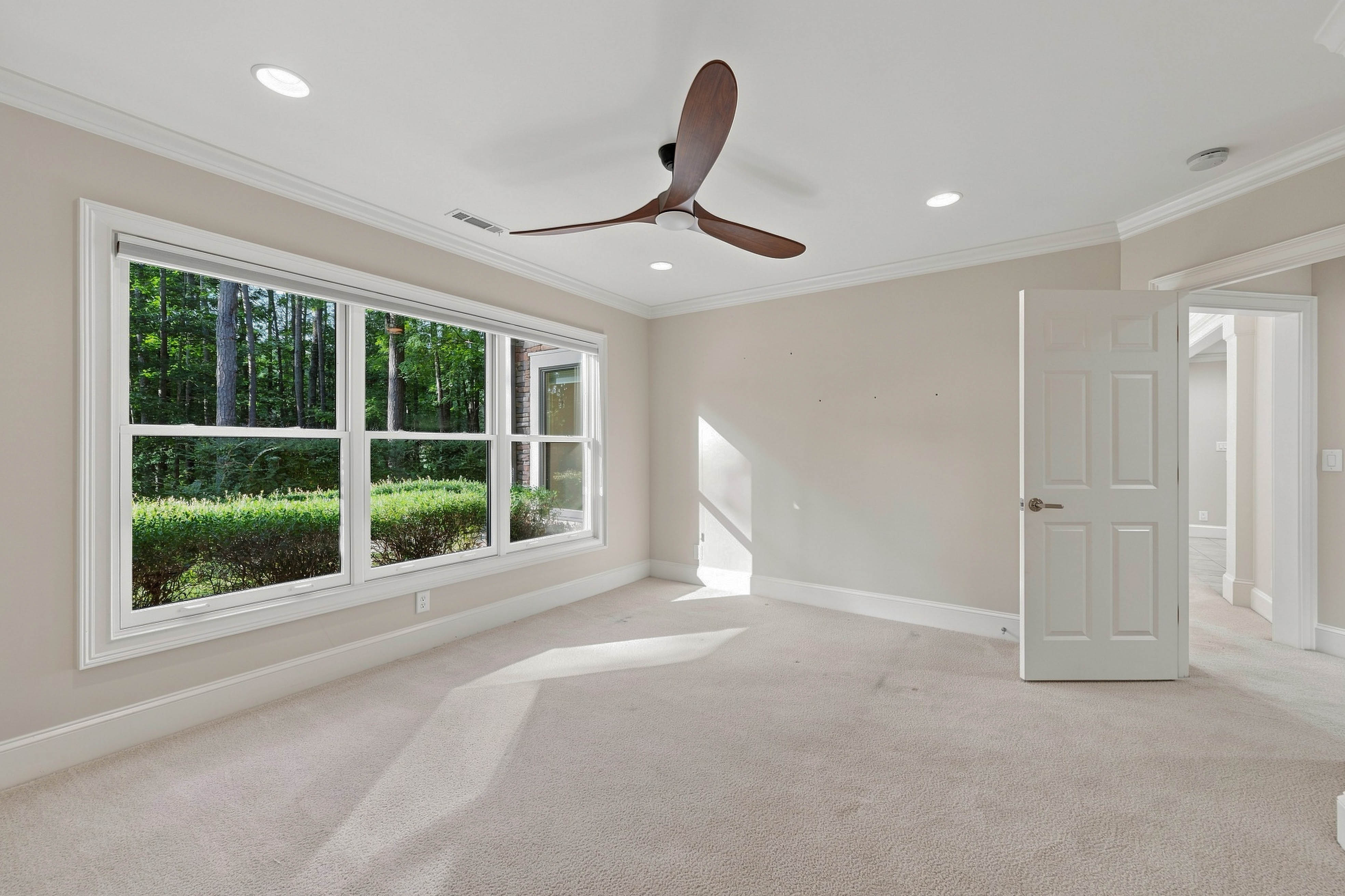 1100 Bachelors Run image 35